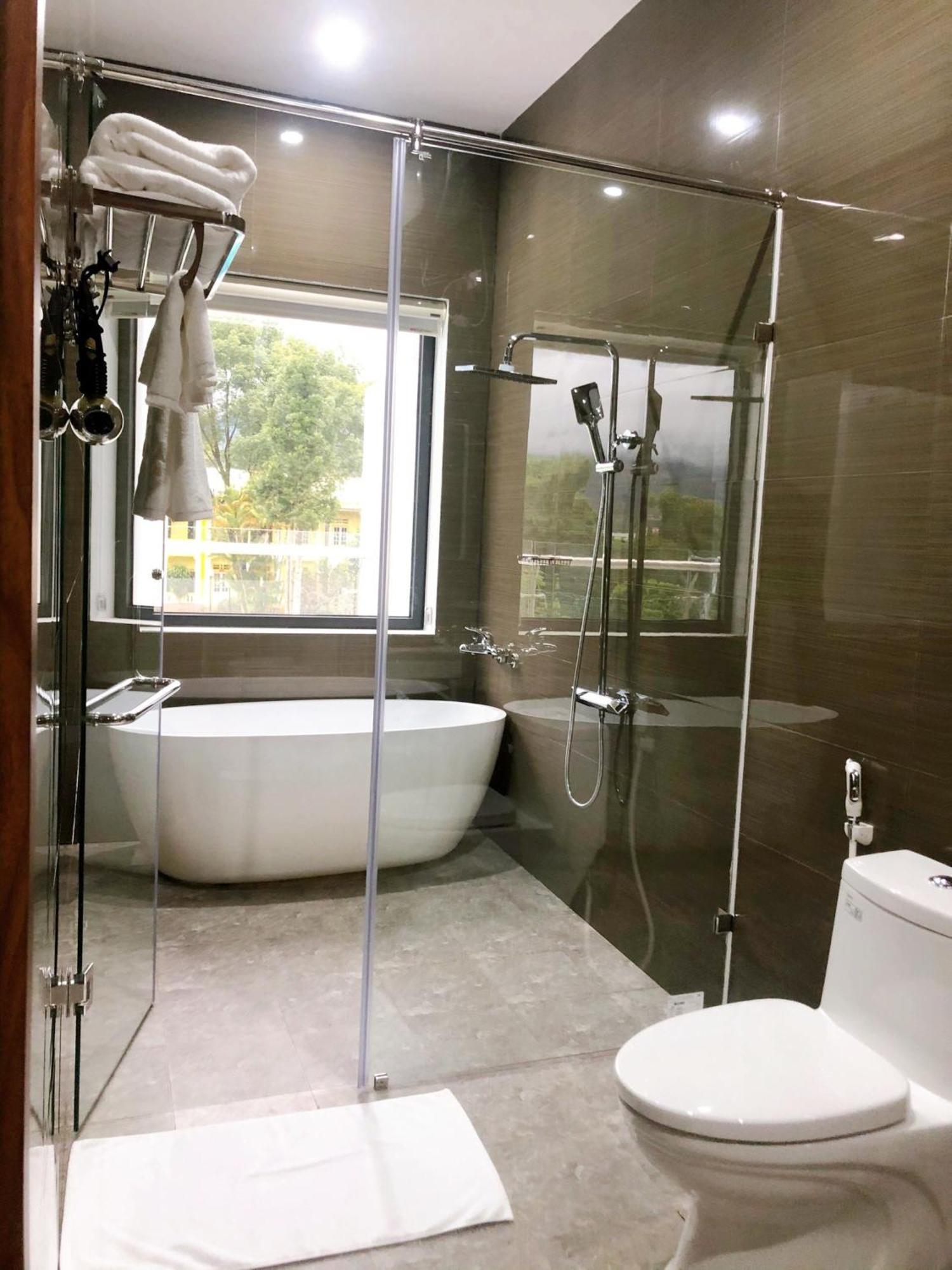 Hoang Lien Hotel Lai Châu Buitenkant foto